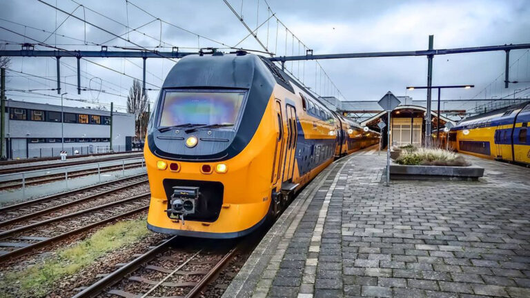 Geen treinen tussen Heerhugowaard en Den Helder vanwege aanrijding