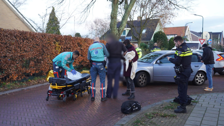 Ongelukkige val na botsing op Hoogeweg: been fietser beklemd