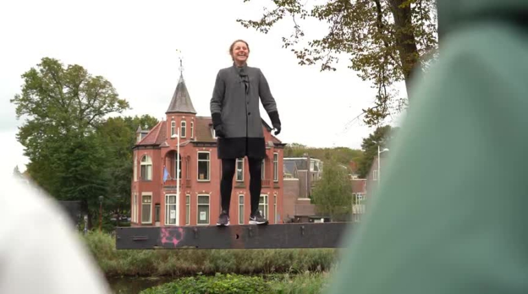 Karavaan komt met theatrale wandeling over sterke vrouwen door Alkmaar 🗓