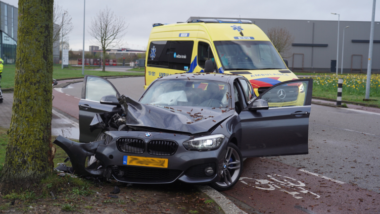 Twee gewonden bij éénzijdig ongeval in Alkmaar